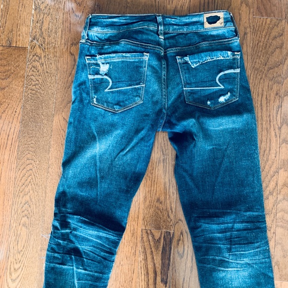 American Eagle Ripped Jeans - Skinny Size 2 - Picture 7 of 8